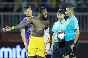 Trọng tài có ép quân bầu Đức, nâng lính bầu Hiển?
