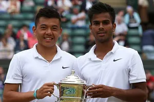 Đồng đội của Lý Hoàng Nam đối đầu với Federer 