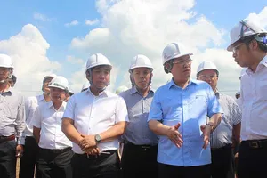 Phó Thủ tướng: ‘Đừng để cao tốc miền Tây xây hoài không xong’