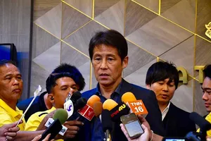 Chủ tịch Somyot gây áp lực cho ông Nishino