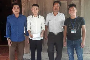 Chàng trai 17 tuổi cứu sống hai người bị nước lũ cuốn