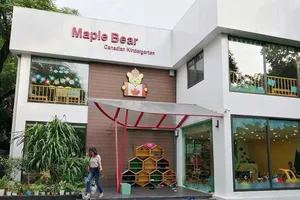 Rút giấy phép thành lập Trường Maple Bear nhốt trẻ trong tủ