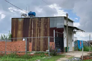 Buộc tháo dỡ, xử lý cán bộ vụ nhà xây lụi trên đất người khác