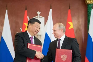 Trung Quốc, Nga đắc lợi giữa xung đột Mỹ-Iran