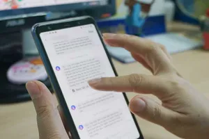 Sổ liên lạc điện tử: Mỗi trường mỗi giá