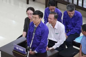 Cựu thứ trưởng bị sáu năm tù, bồi thường 150 tỉ