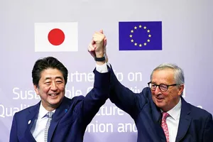 EU đối phó với Mỹ và Trung Quốc bằng cách nào?