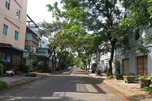 Đối thoại bất thành giữa dân và doanh nghiệp bán đất