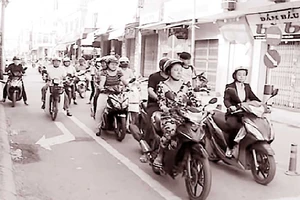 Đúng, sai việc phạt rẽ phải khi đèn đỏ