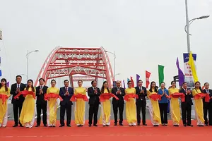 Thủ tướng dự lễ thông xe cầu Hoàng Văn Thụ, Hải Phòng