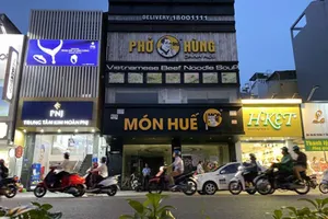 Chuỗi Món Huế lỗ cả trăm tỉ đồng
