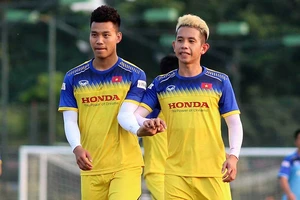 Tập trung đội tuyển, thầy Park thiếu quân