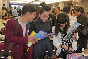 Hàng Việt bị chặn tại cửa khẩu vì… trộn hàng Thái