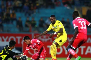 Quảng Nam - Hà Nội: Cúp trong tay bầu Hiển!