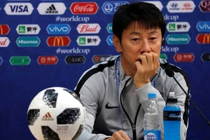 Indonesia tìm thầy Hàn: Sáng thương lượng, tối ra sân