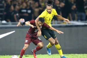 HLV Troussier đi trinh sát, phát hiện yếu huyệt của Thái Lan