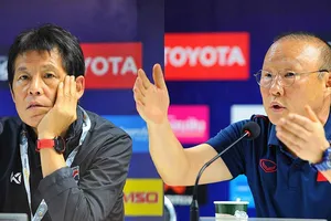 Canh bạc lớn ở thế yếu hơn của HLV Nishino