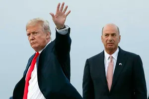 ‘Quả tạ’ Sondland đẩy ông Trump vào thế nguy hiểm