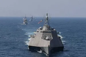 Mỹ chuyển sang tấn công Trung Quốc ở biển Đông?