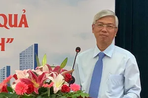 Không thể để giá đất mãi lửng lơ