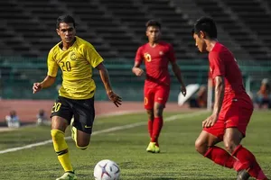 Bảng A á quân SEA Games suýt thua trước Myanmar