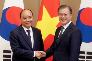 Lễ đón Thủ tướng Nguyễn Xuân Phúc thăm chính thức Hàn Quốc