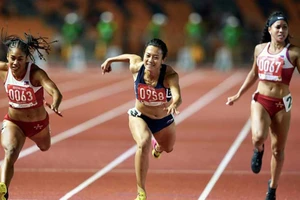 Lật đổ ngoạn mục, Tú Chinh giữ danh hiệu ‘nữ hoàng tốc độ’