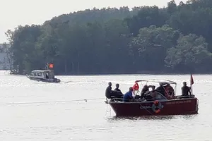 5 người gặp nạn khi trục vớt tàu ở Cần Giờ