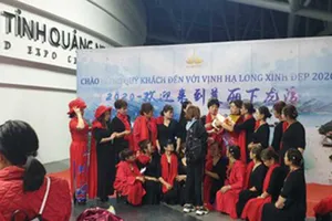 Hoạt động của 600 khách Trung Quốc không trái quy định?