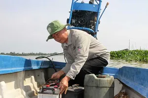 Lão nông cù lao chuyển bệnh bằng tắc ráng