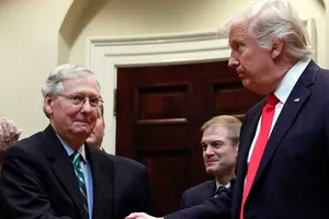 Luận tội ông Trump: Lưỡng đảng đều gặp rủi ro