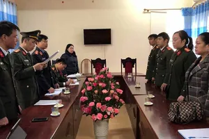 Bắt nhiều người đưa, nhận hối lộ vụ gian lận điểm Sơn La