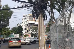 Đã khắc phục trụ điện nguy hiểm ở quận 2