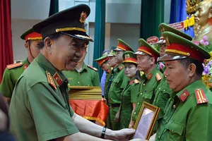 Bộ Công an tấn công tội phạm ma túy dịp tết