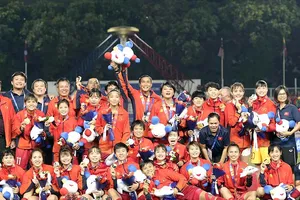 Vinh danh HLV Mai Đức Chung và tinh thần U-22 Việt Nam