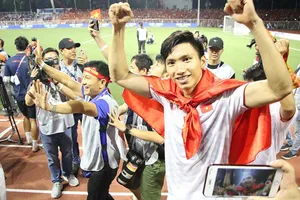 ‘Thuê’ Văn Hậu về đá vòng chung kết U-23 được không?