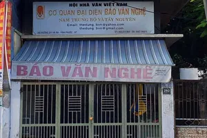 Một nhà báo bị tố lừa tiền tỉ