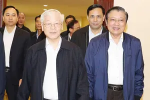 Tổng bí thư, Chủ tịch nước chủ trì họp Bộ Chính trị