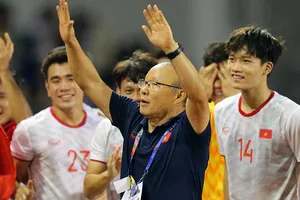 Thầy trò ông Park và tinh thần không đầu hàng