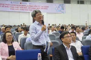 Vẫn băn khoăn về hội đồng trường