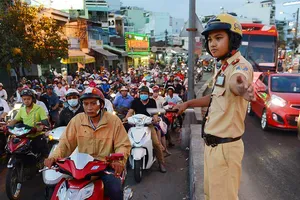 CSGT bảo đảm an toàn dịp tết