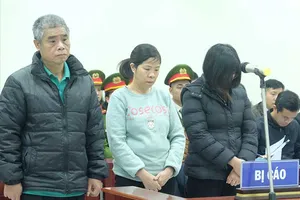 Vụ Trường Gateway: VKS đề nghị tù giam cả 3 bị cáo