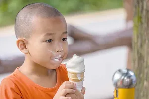 Quà rong năm cắc