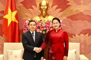 Chủ tịch Quốc hội Nguyễn Thị Kim Ngân tiếp tân đại sứ Lào