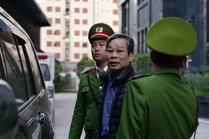 11/14 bị cáo vụ MobiFone - AVG kháng cáo