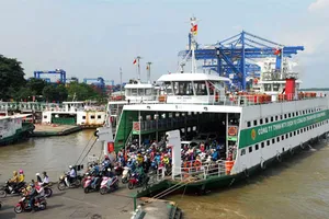 Nghiên cứu bổ sung thêm phương án xây cầu Cát Lái