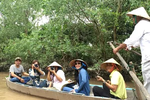 Hiện nay các tỉnh ĐBSCL đang đầu tư sản phẩm du lịch sinh thái, du lịch nông nghiệp- Ảnh: Tú Uyên