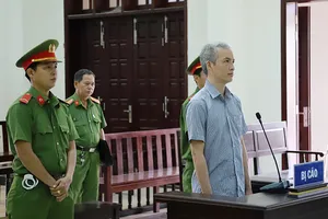 Cựu viện phó nhận hối lộ lãnh 5 năm tù