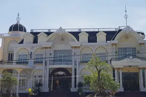 Thẩm phán công nhận thỏa thuận với chữ ký giả