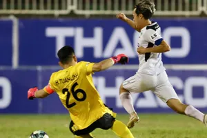 Đằng sau pha kiến tạo của Văn Toàn cho Ngọc Quang